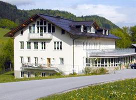 Volksschul- und Kindergartengebäude in Gaißau
